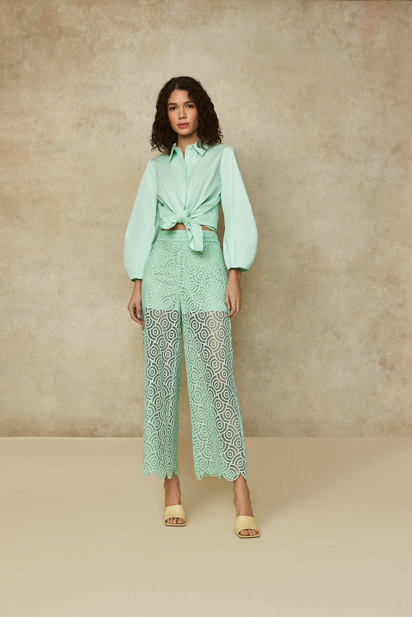 Circle Lace Cropped Pant | Mint