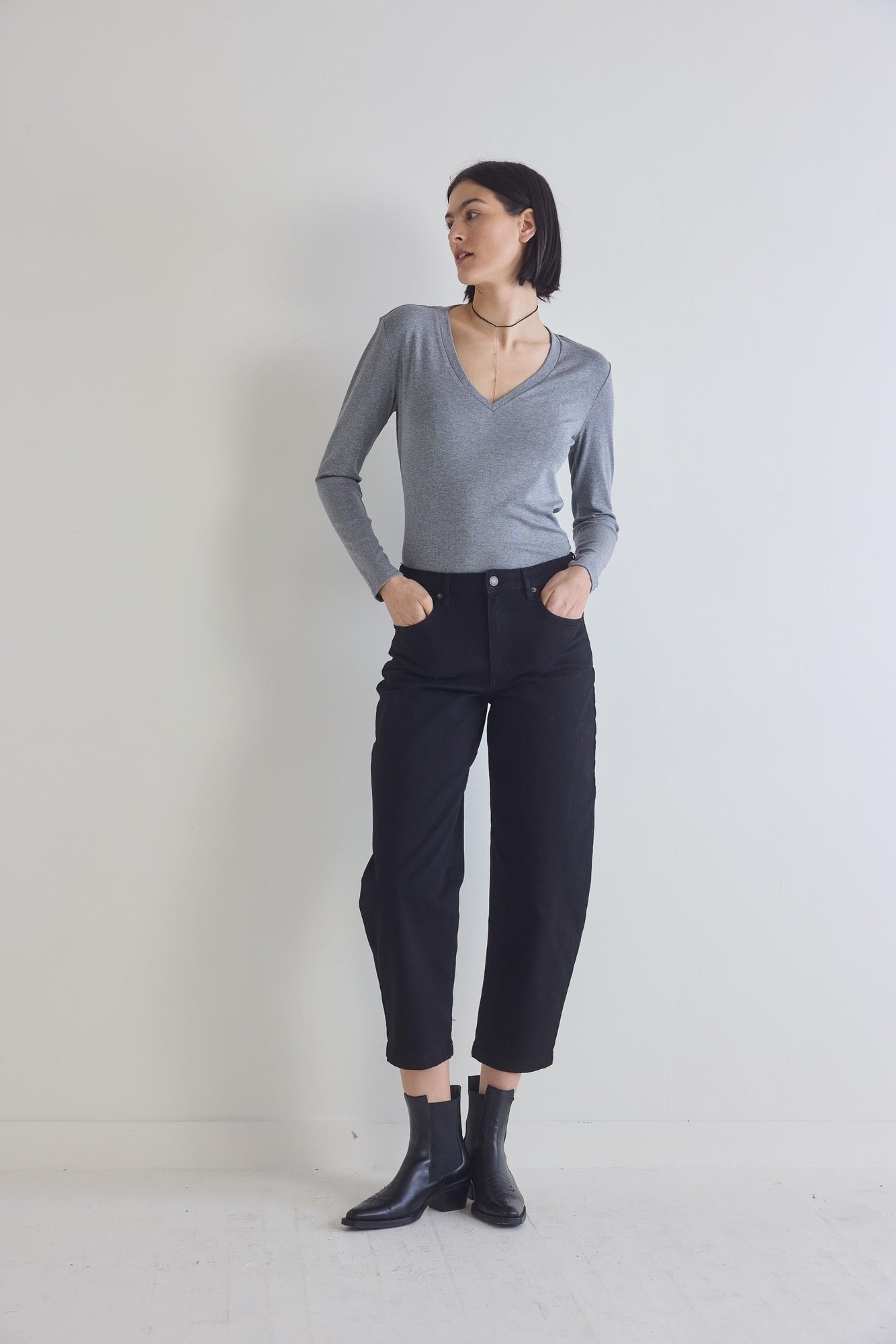 The Classic Barrel Leg Jeans | True Black
