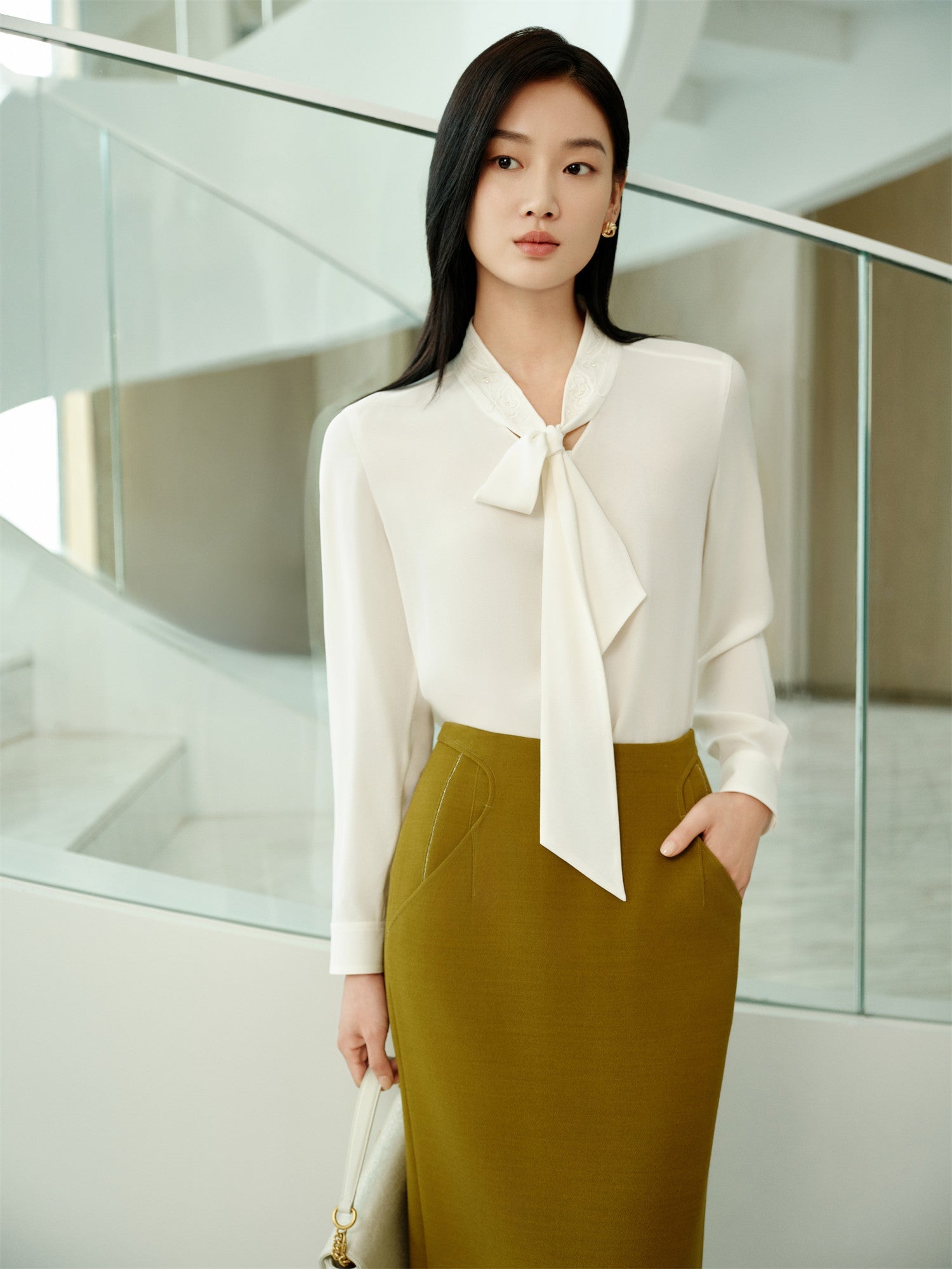 Silk Ribbon Embroidery Collar Shirt | White