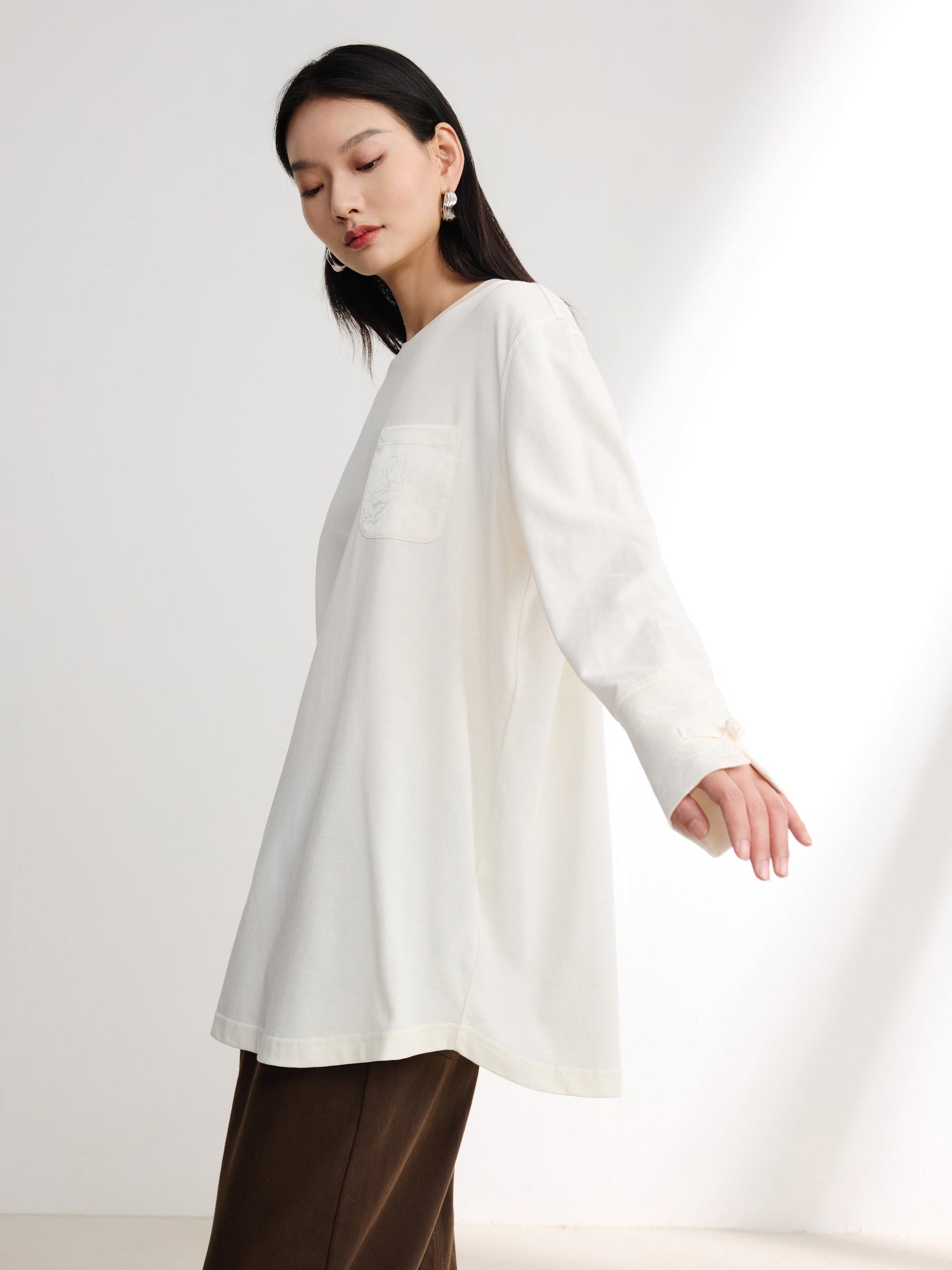 Loose-Fit Long Sleeve Tee | White