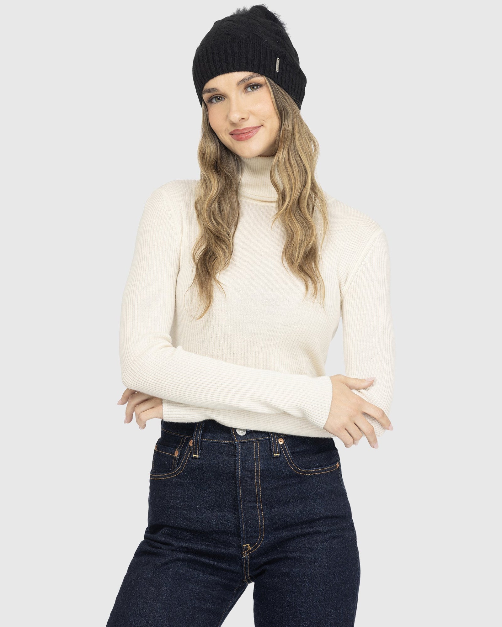Cable Knit Select Cashmere Hat With Toscana Shearling Lamb Pompom | Black/Black