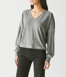 Vic V-Neck Sparkle Top | Gunmetal
