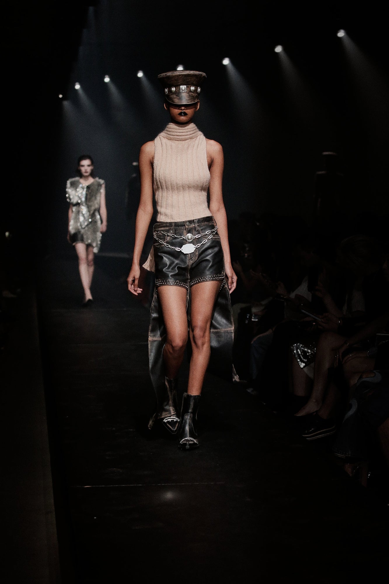 Sleeveless Twisted Knit Top | Light Beige