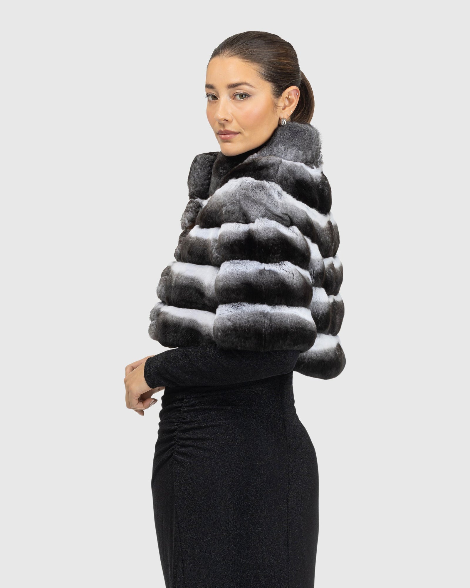 Horizontal Chinchilla Bolero With Cropped Sleeves | Gray