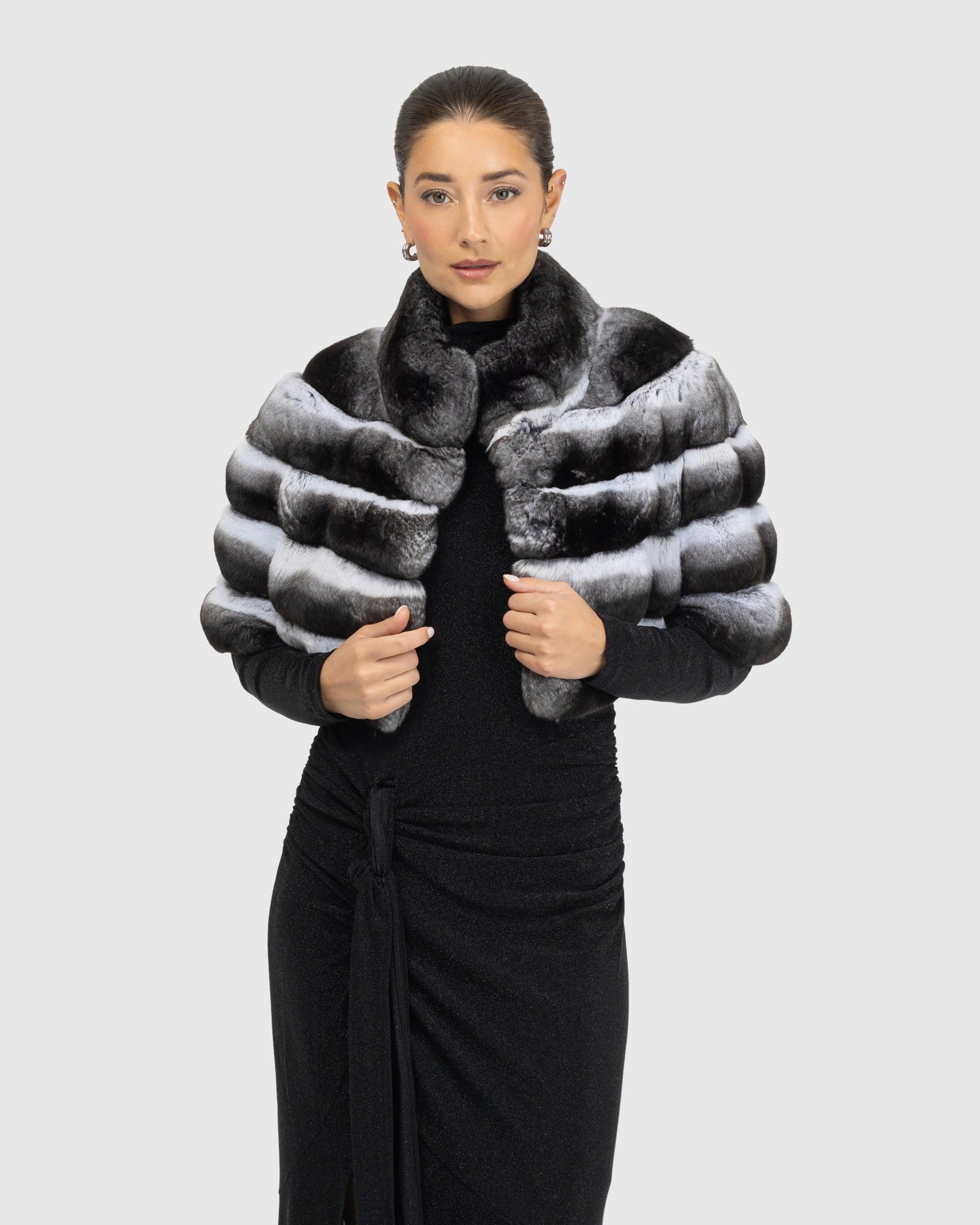 Horizontal Chinchilla Bolero With Cropped Sleeves | Gray