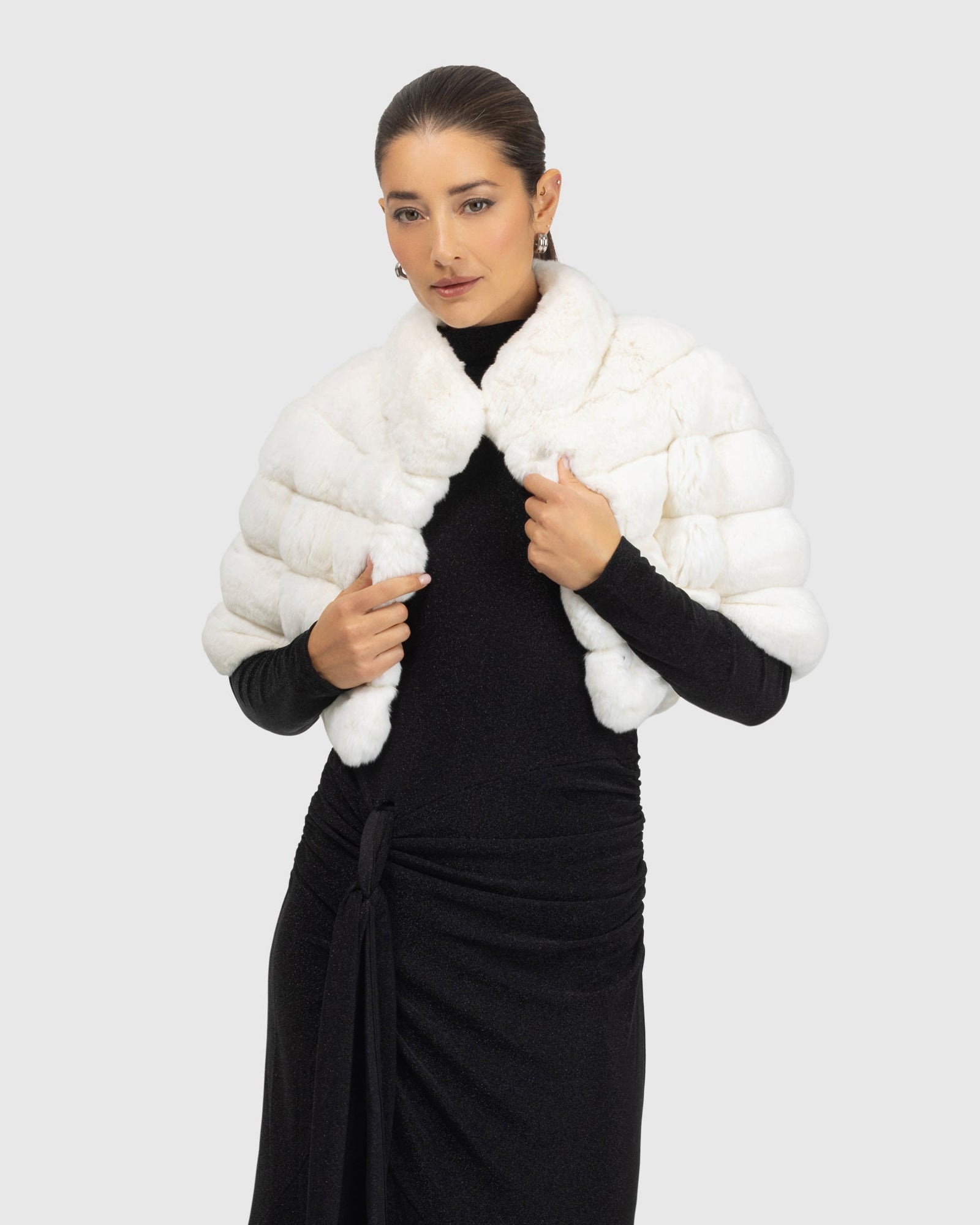 Horizontal Chinchilla Bolero With Cropped Sleeves | White