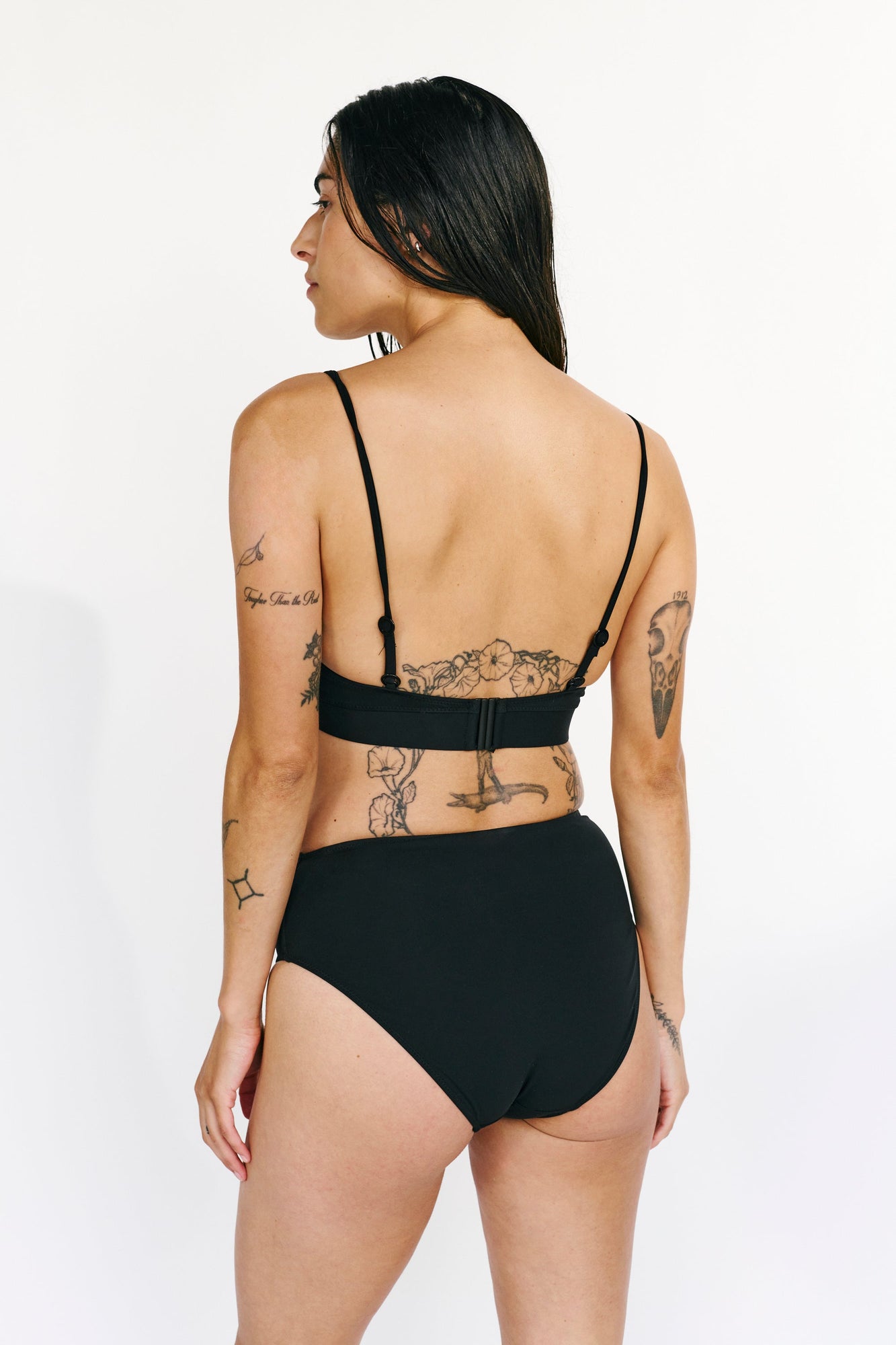 Mare Triangle Bikini Top | Black