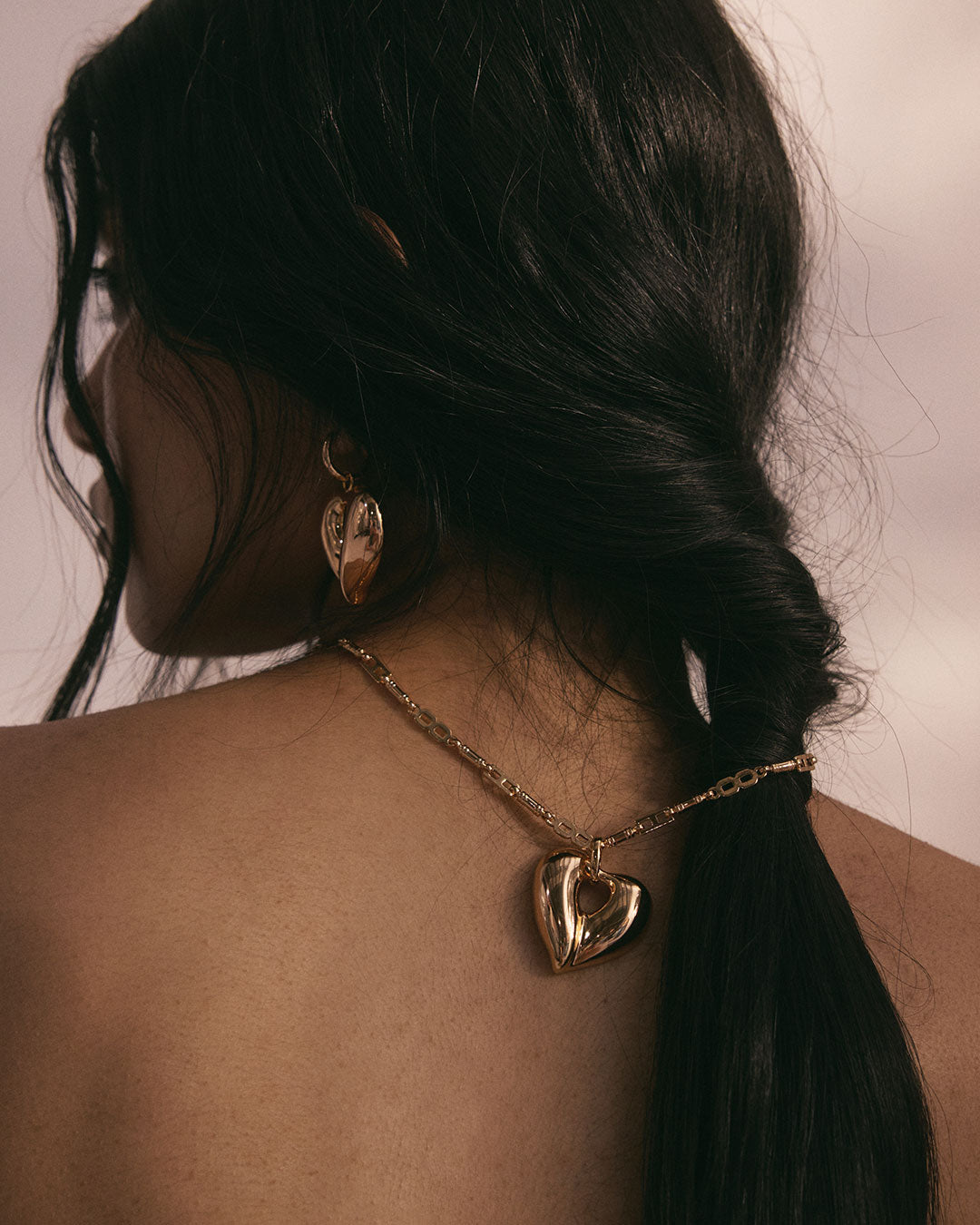 The Corazon Statement Necklace | Gold