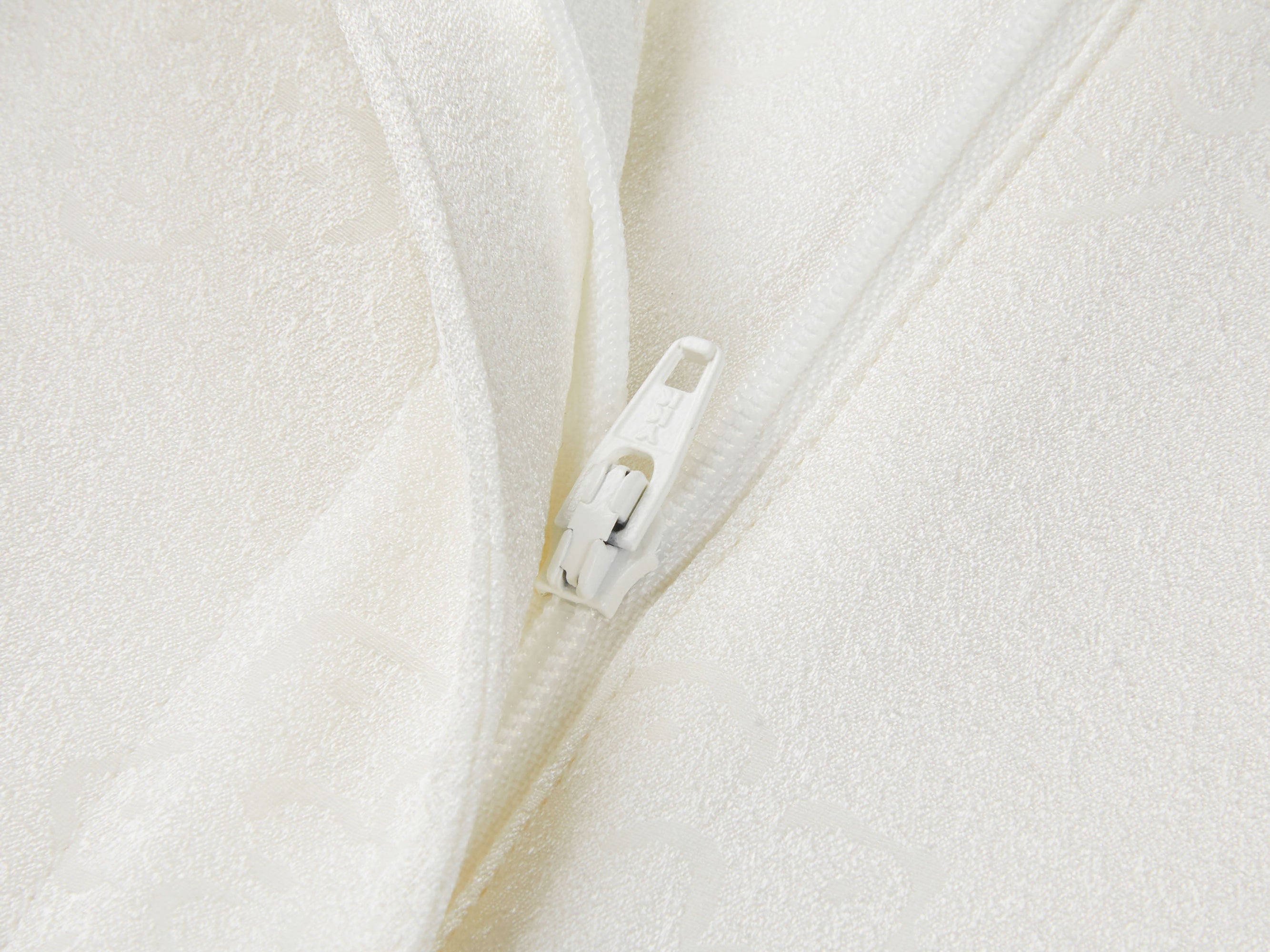 Casual Shorts | White