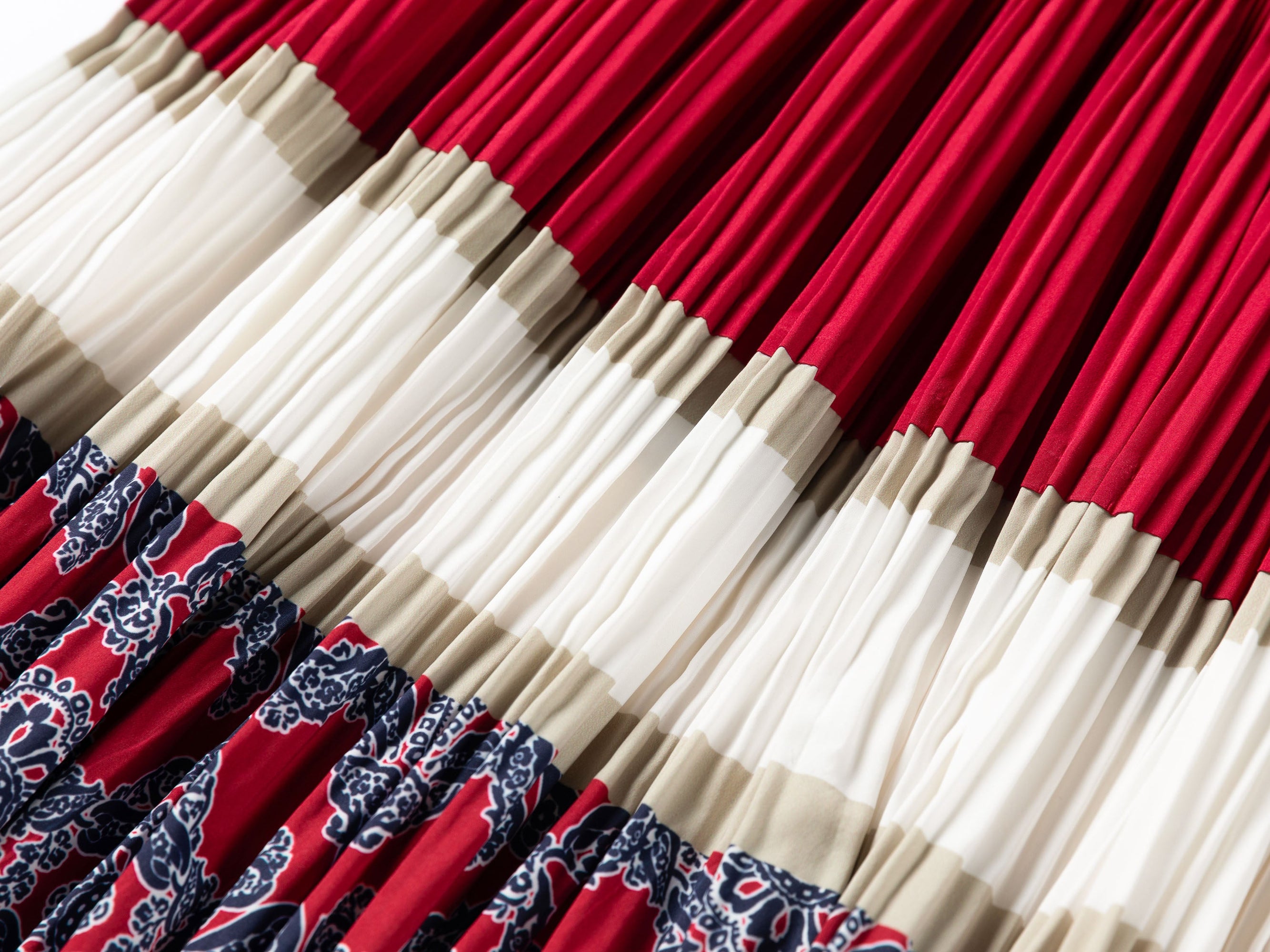 Statement Skirt | Red