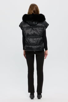 Après-Ski Vest With Detachable Toscana Shearling Lamb Hood Trim | Women | Black x Black (V1)