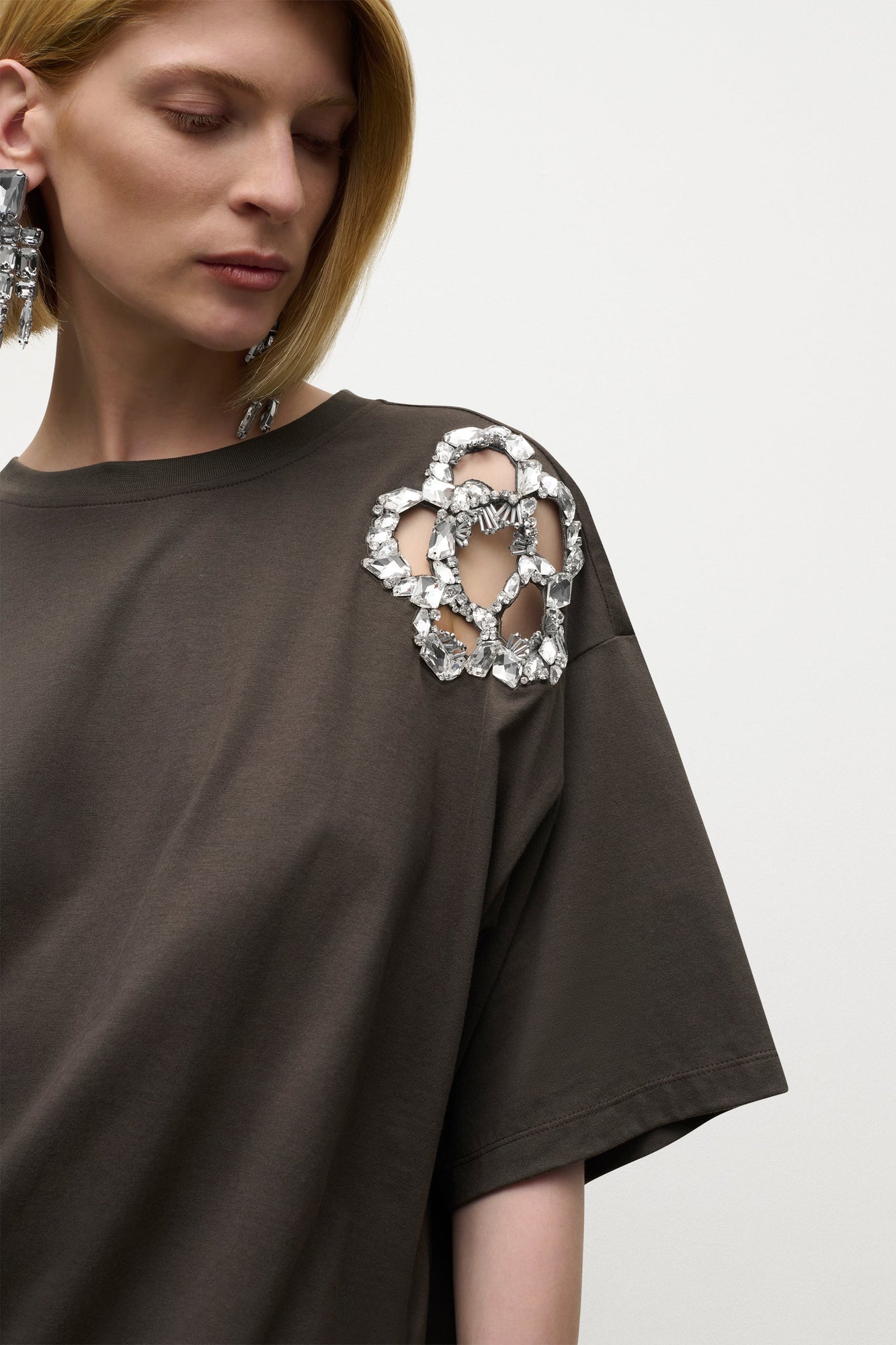 Crystal Cluster Flower T-Shirt | Charcoal