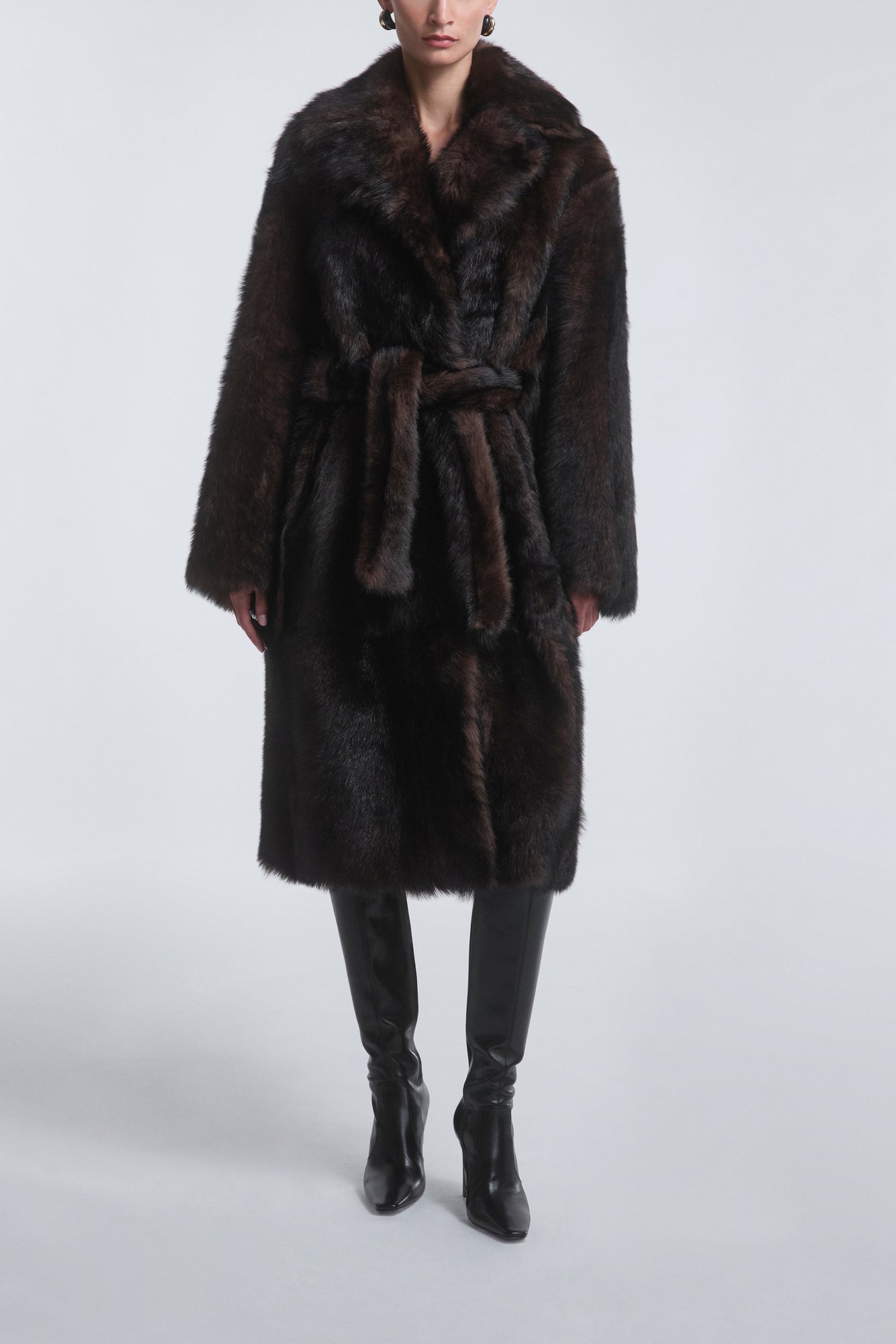 Model is Wearing the Nour Hammour Uma Plush Shearling Coat Brown Marble - Front