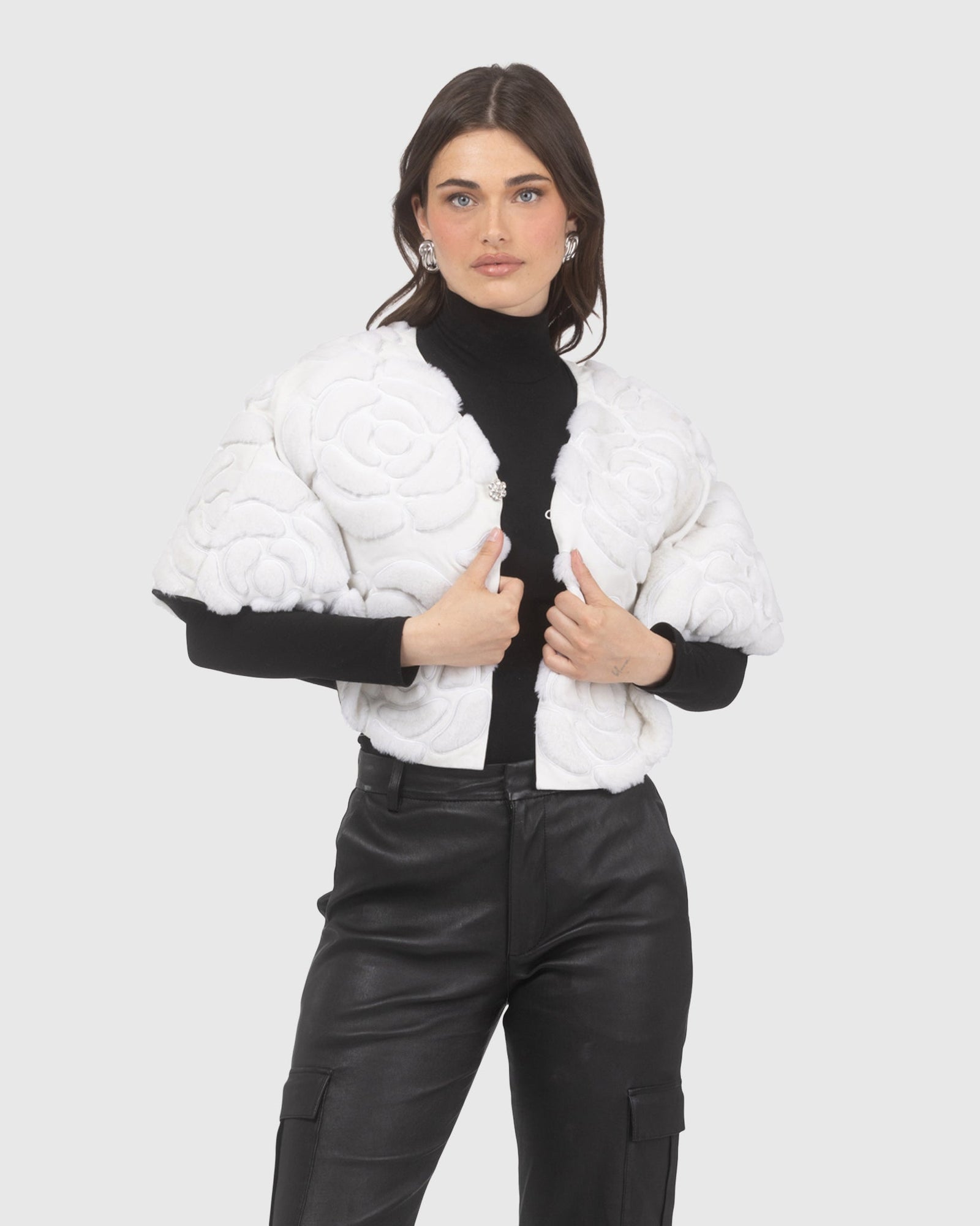 Select Shearling Lamb and Suede Floral Embroidered Stole Reversible To Loro Piana Cashmere and Wool | White/Black