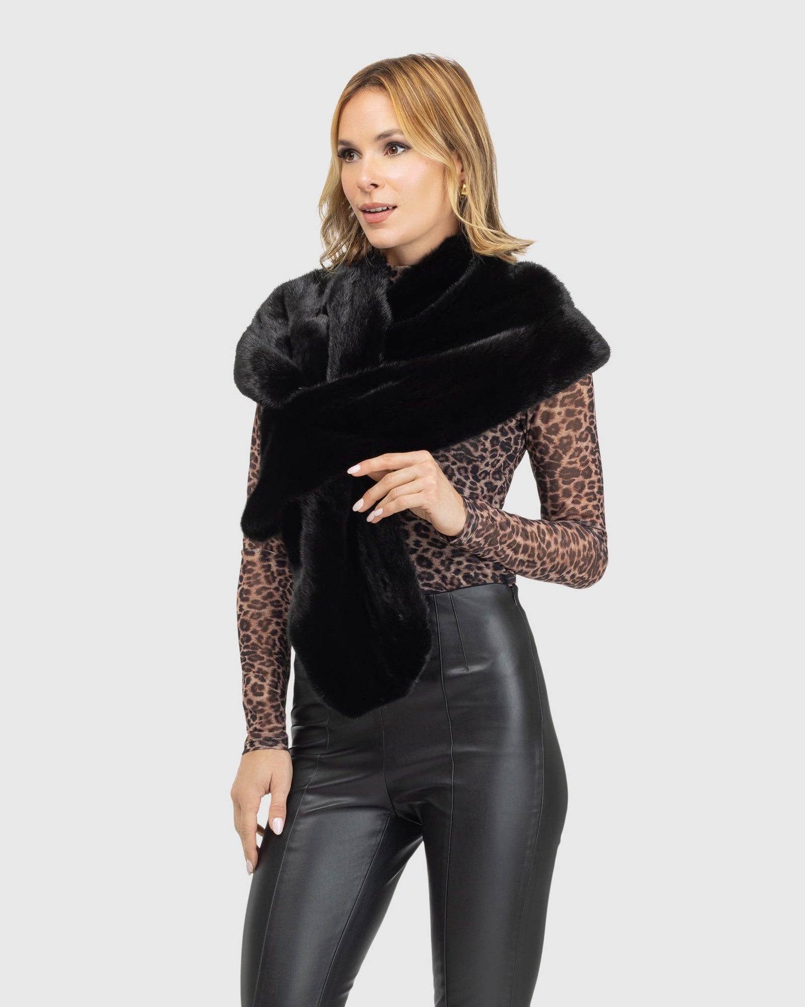Mink Stole | Black
