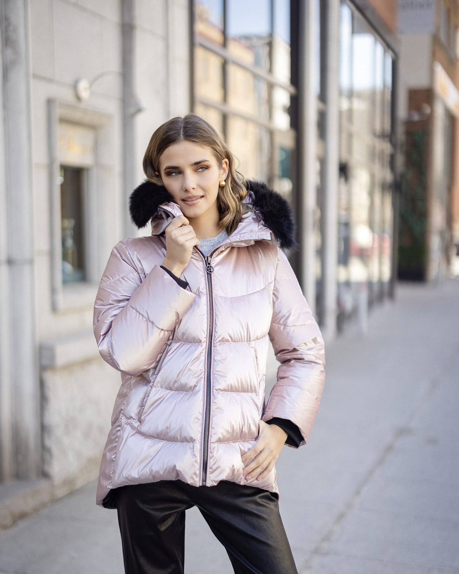Après-Ski Jacket With Detachable Toscana Lamb Hood Trim | Pink/Black (V4)