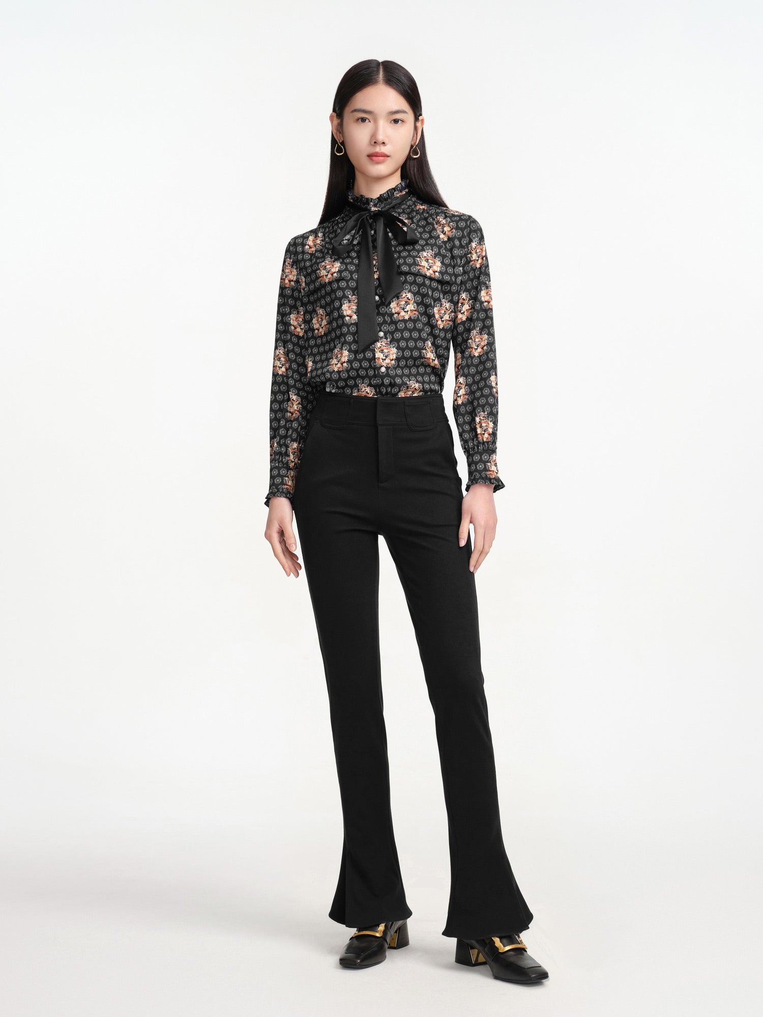 Bow High-Neck Printed Shirt | Black