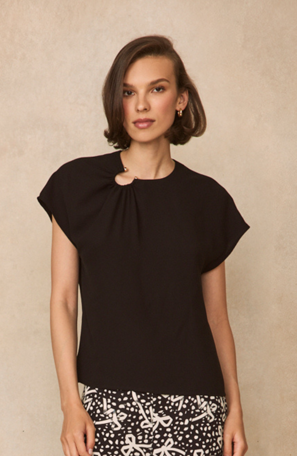 Fluid Crepe Shirred Detail Top | Black