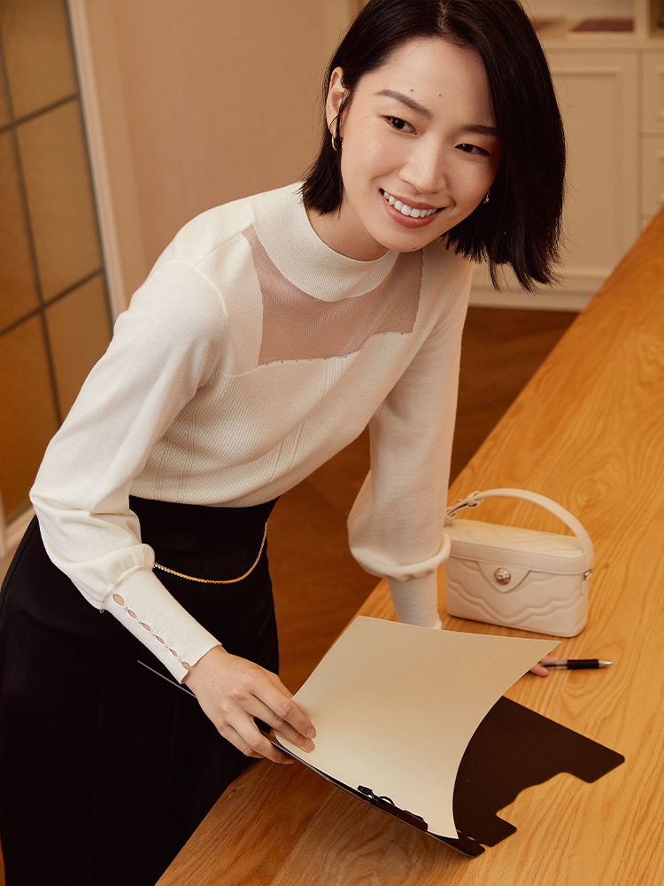 Elegant Wool Knit Sweater | White