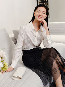 Small-Collar Straight-Cut Satin Shirt | White