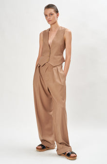 Foxy Vest | Tan