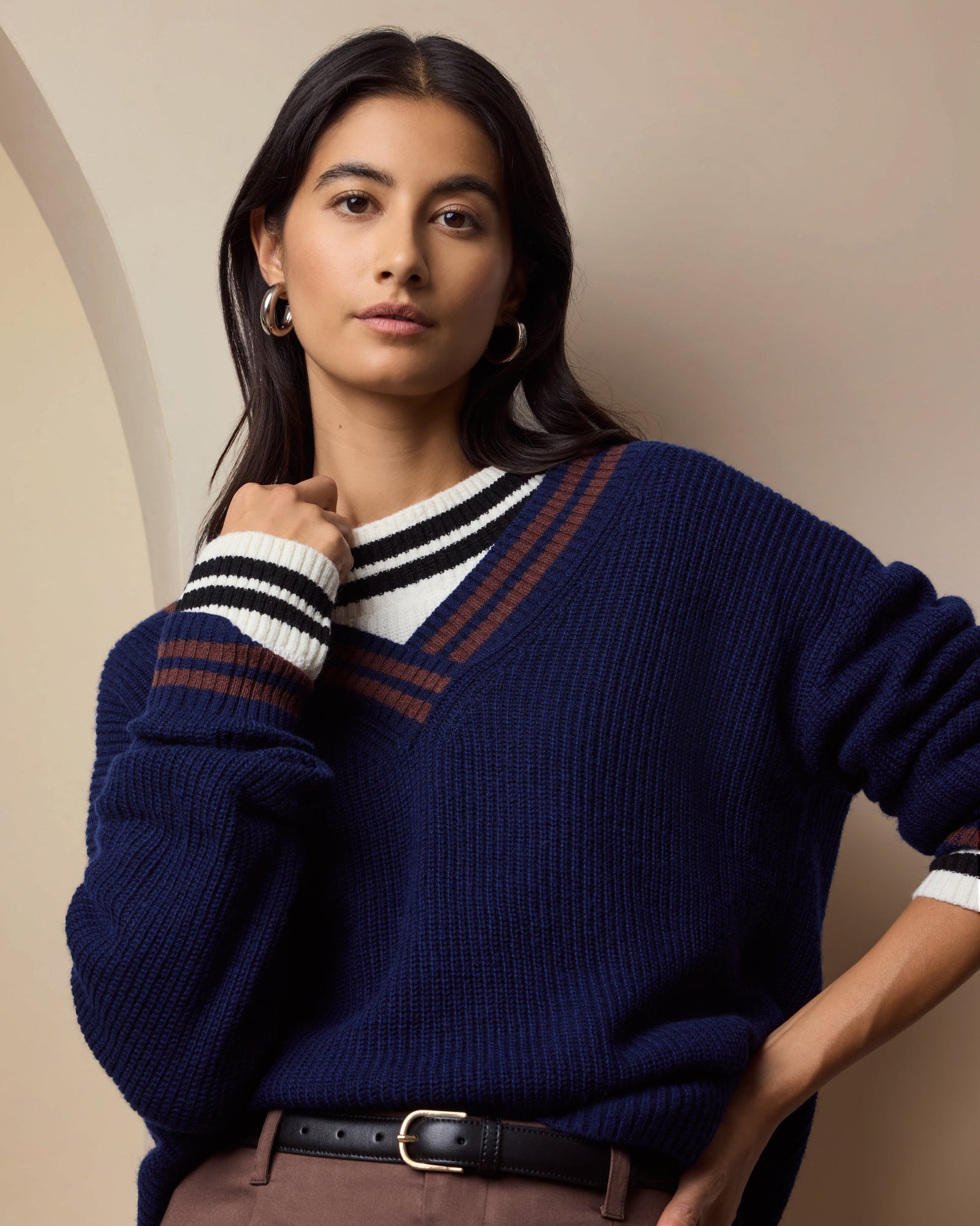 Womens | Deep V-neck Varsity Pullover Sweater | Noir Navy/Chestnut