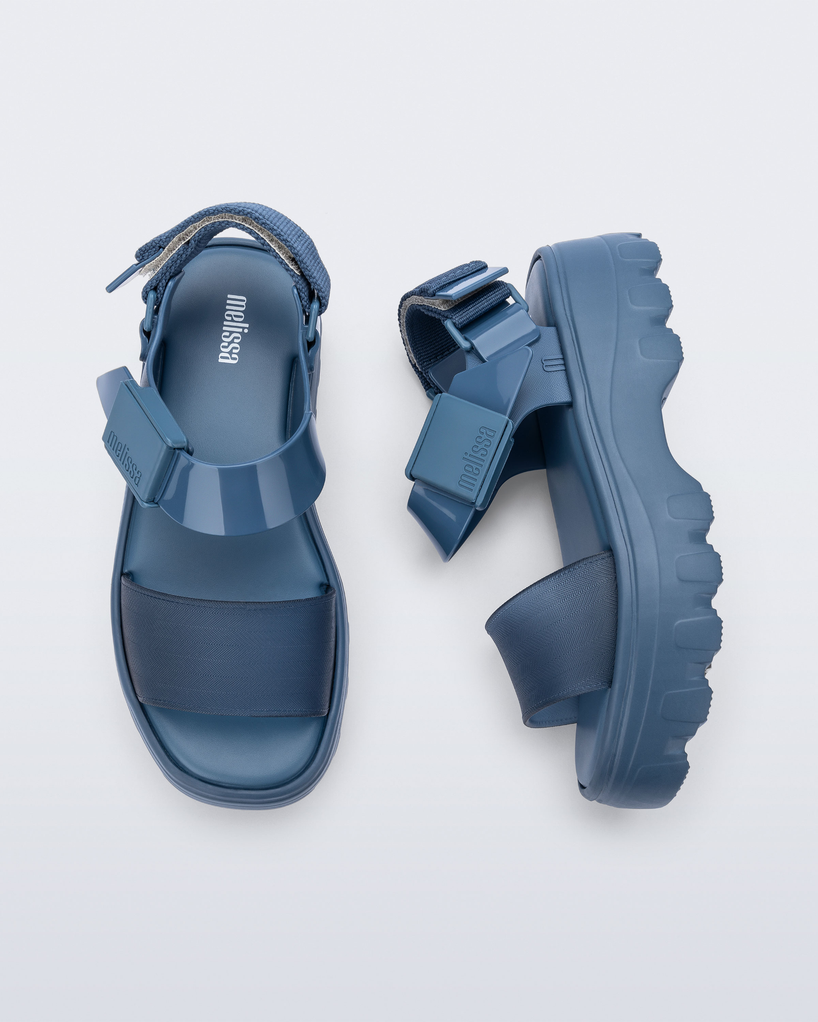 melissa_k64さん10-10-3 Kirk Sandal in Orange/Blue/Yellow | Melissa Shoes US