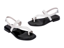 Melissa Cassie | Black/White