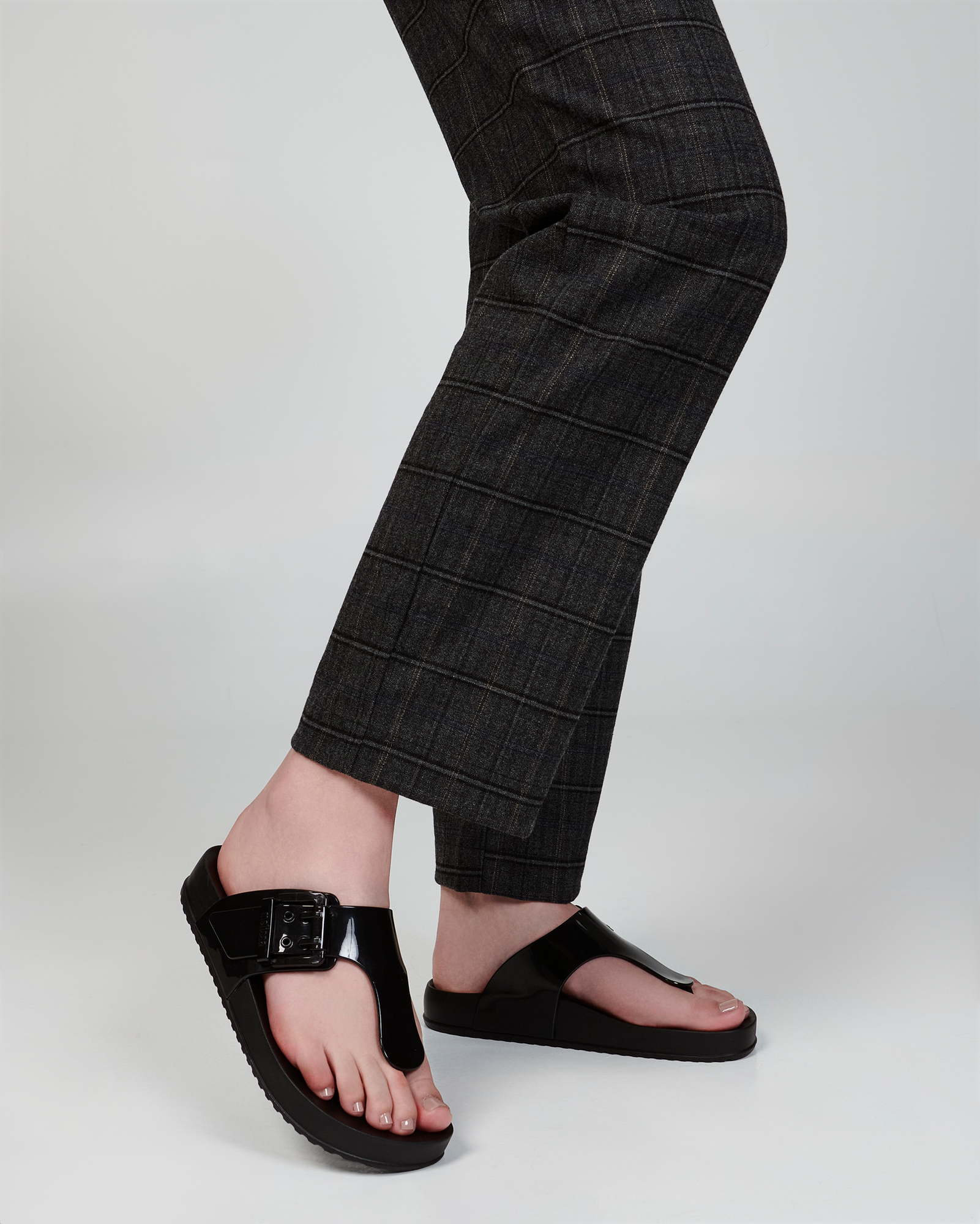 Melissa Cozy Flip Flop | Black