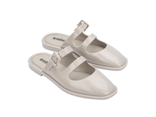 Anastasia Closed | Beige