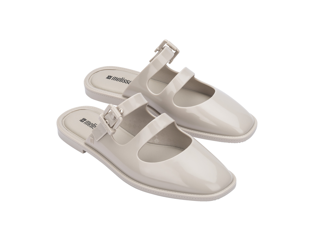 Anastasia Closed | Beige