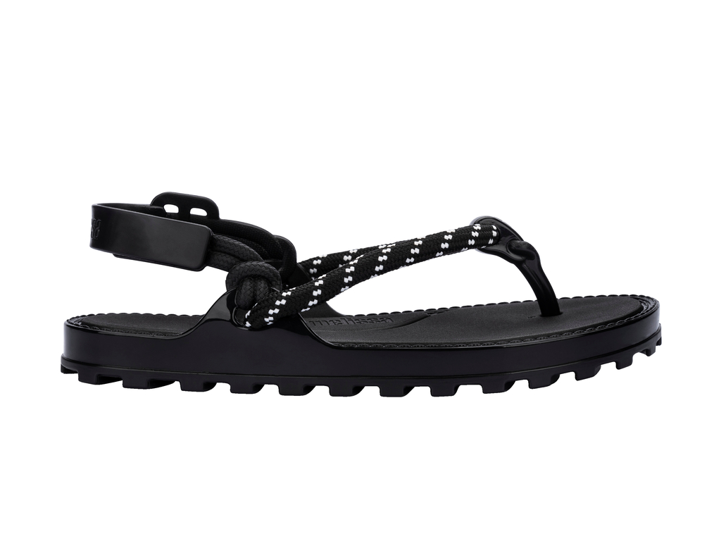 Bond Sandal | Black/White