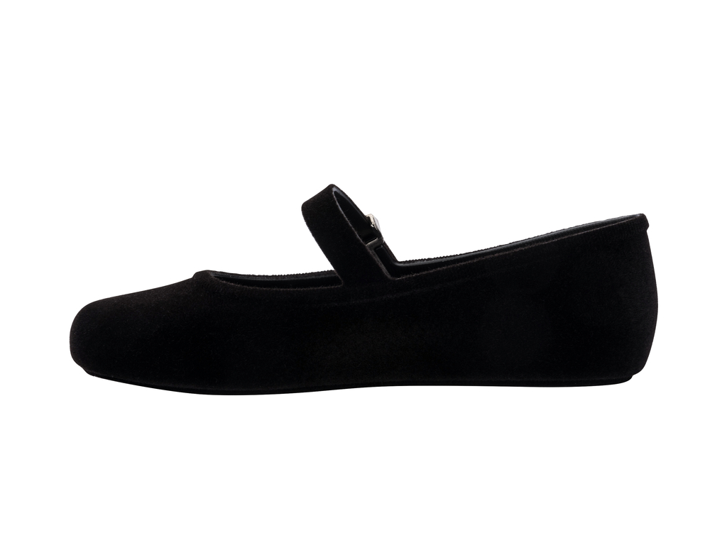 Soft Velvet II Ballerina | Black
