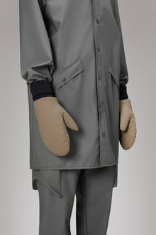 RAINS Alta Puffer Mittens Beige Gloves