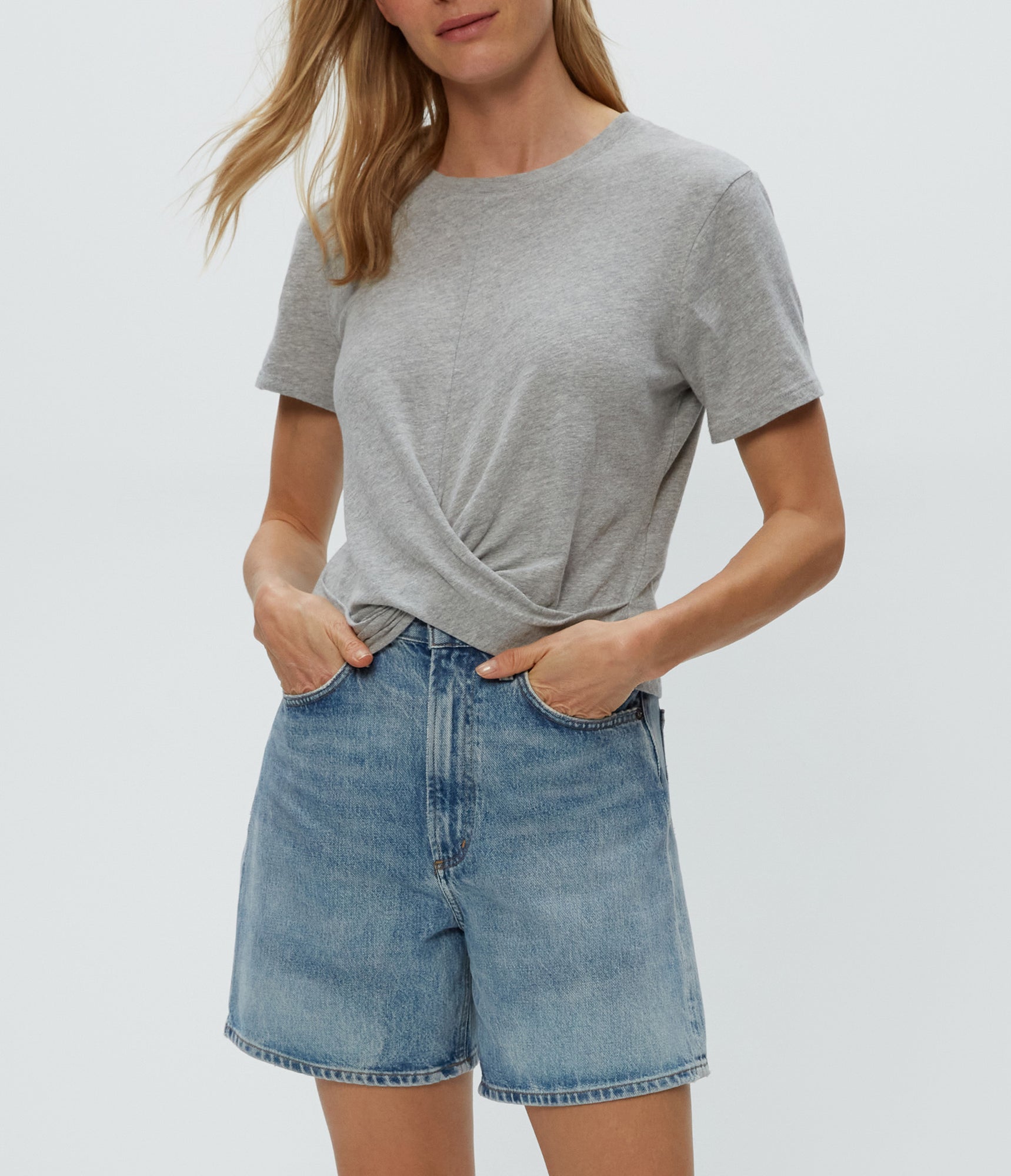 Hollis Criss Cross Tee | Heather Grey