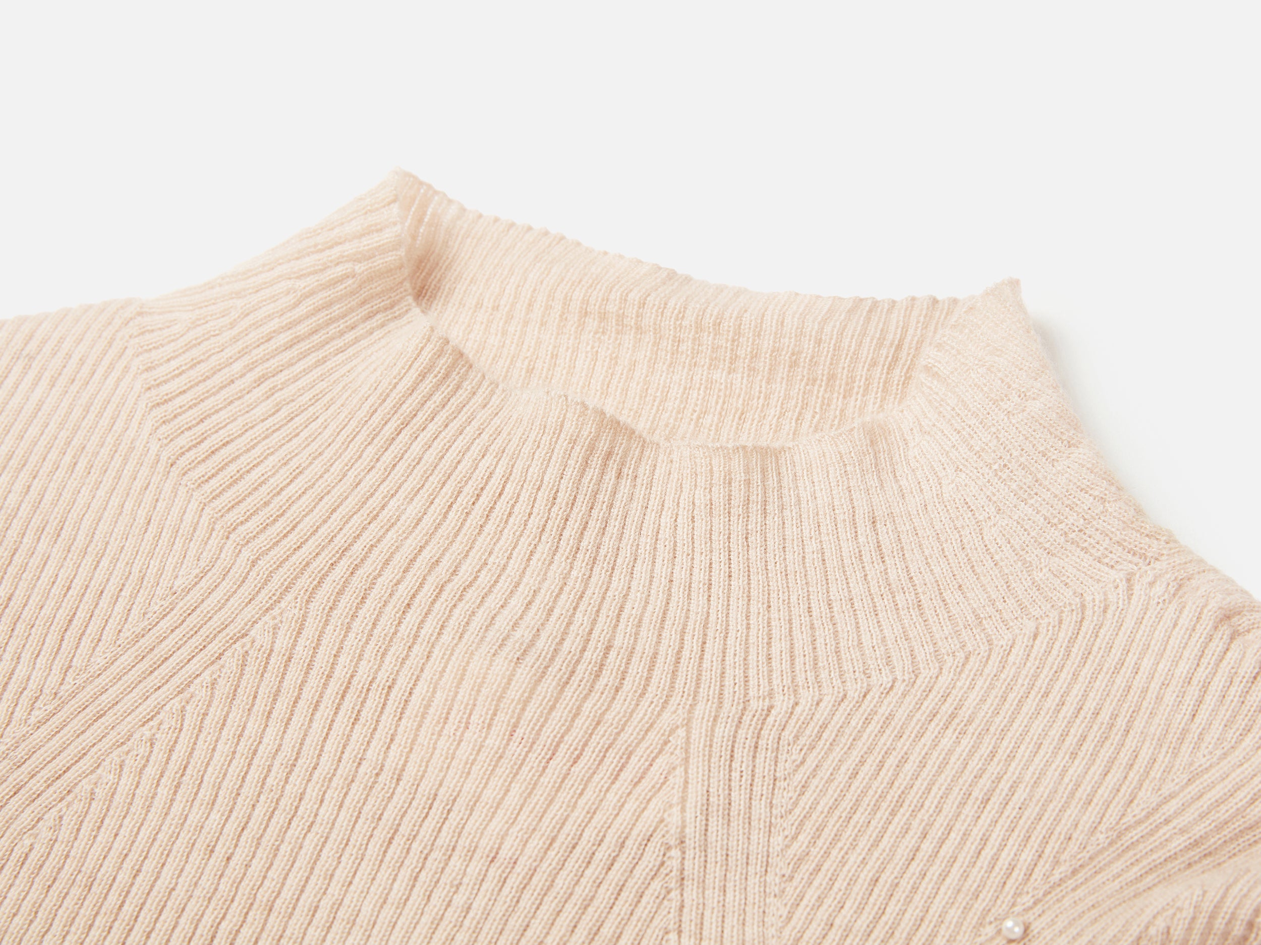 Turtleneck Cashmere Sweater | Beige