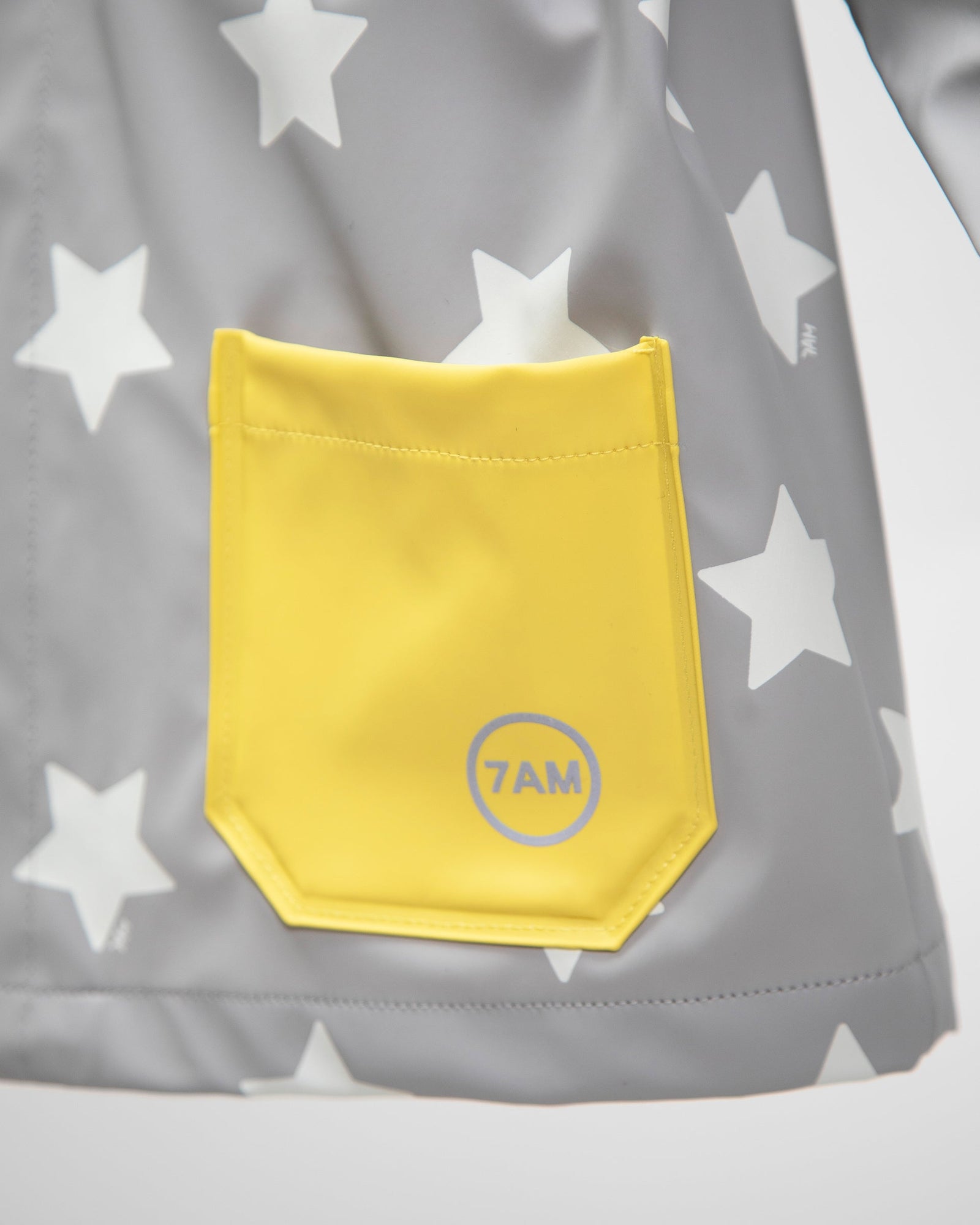 Rain Worker Jacket | Rainy Stars Yellow