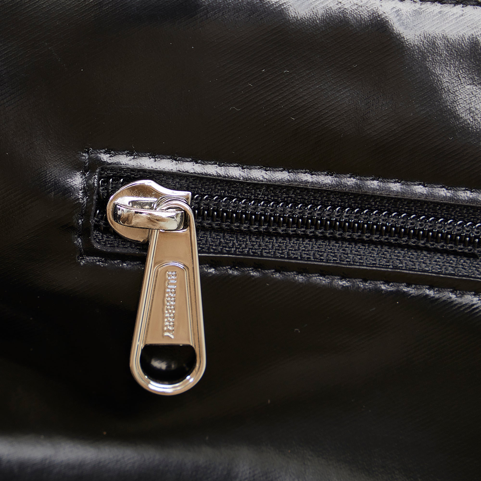 Burberry | Pre-Owned Quilted Horseferry Print Belt Bag | Black