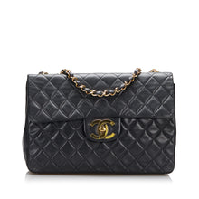 Chanel Pre-Owned Maxi XL Classic Lambskin Single Flap | Women | Black (V1)