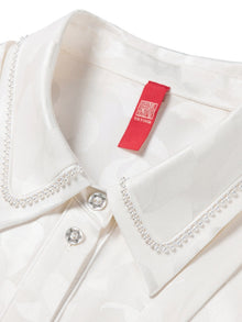 Small-Collar Straight-Cut Satin Shirt | White