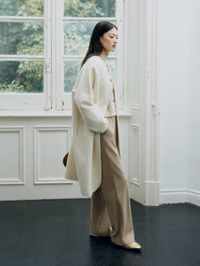 Yaming Sheep Wool Coat Jacket | White