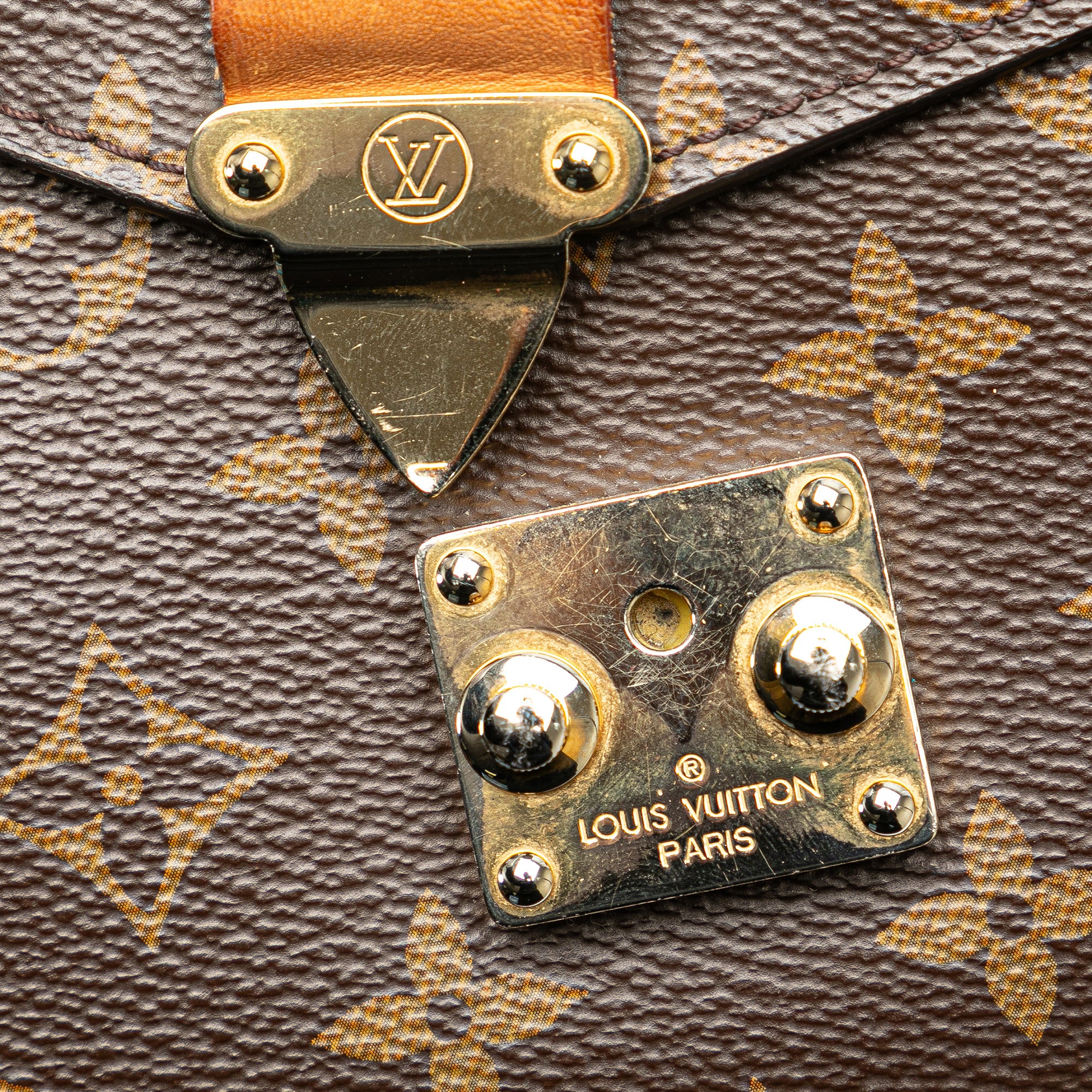 Louis Vuitton | Pre-Owned Monogram Pochette Metis | Brown