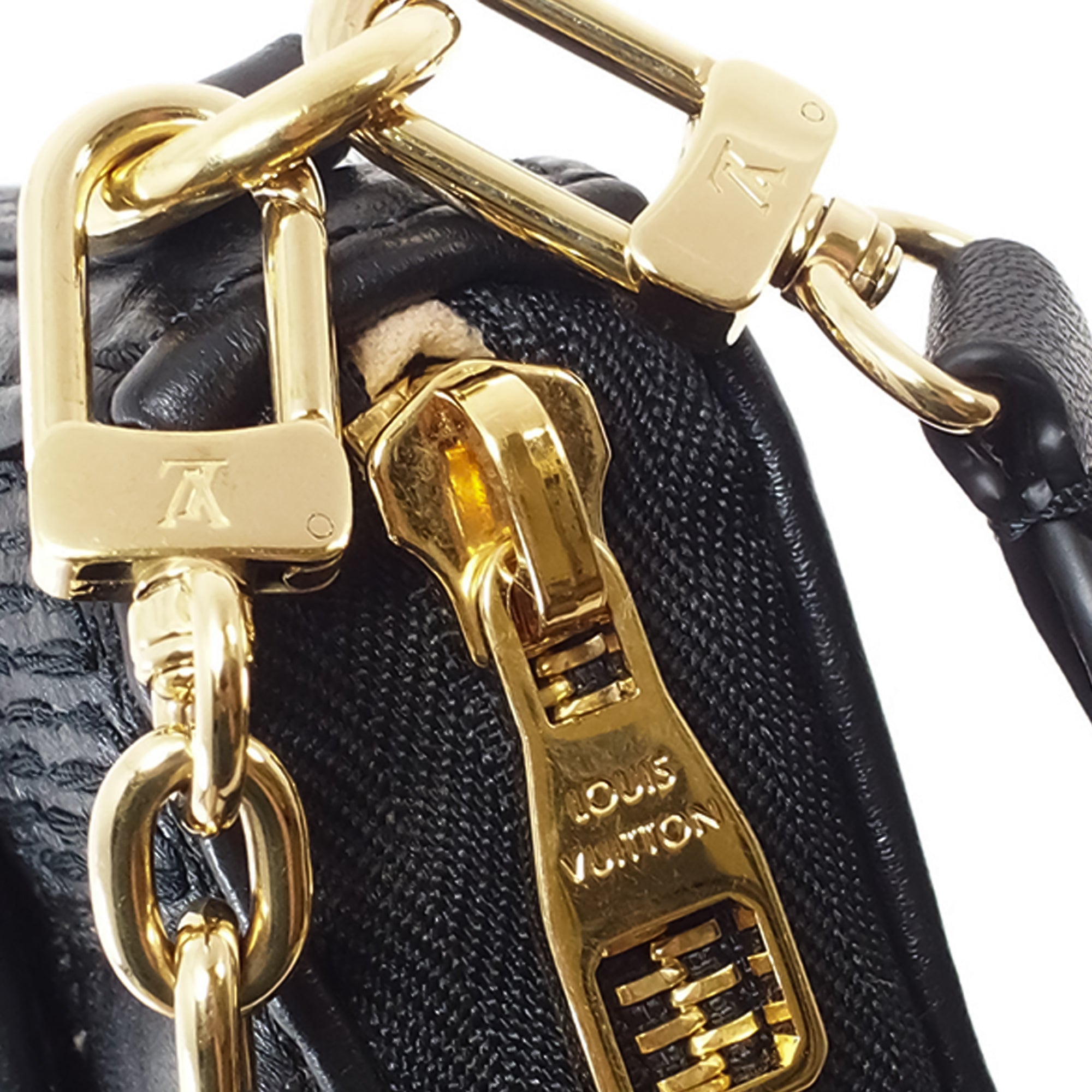 Louis Vuitton Pre-Owned Troca PM | Women | Black