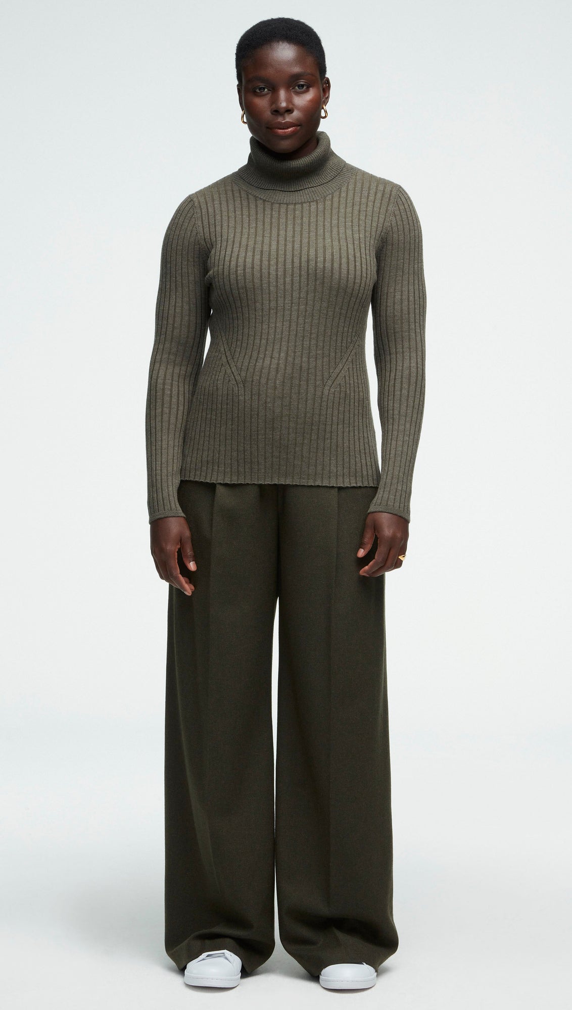 Ribbed Turtleneck in Merino Wool | Hunter