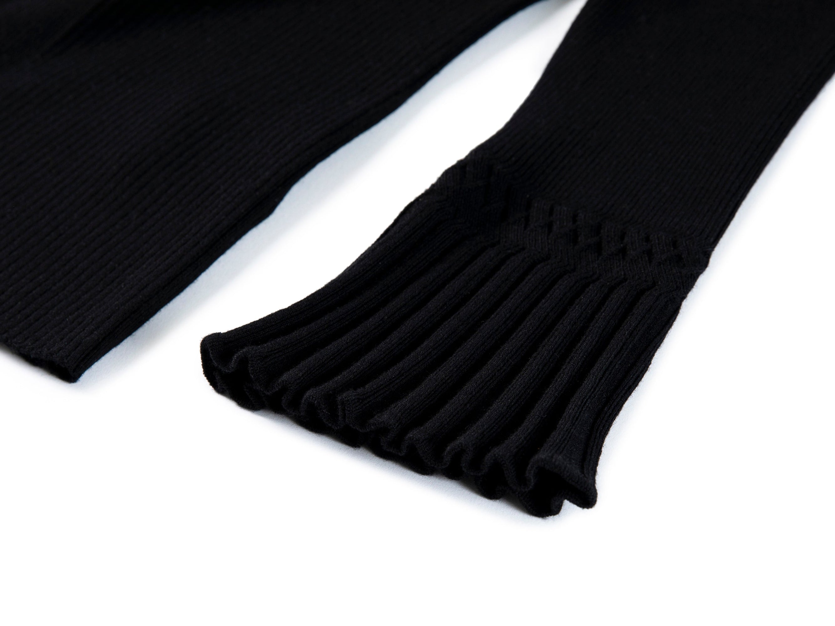 Wool Fit Long-Sleeves V-Neck Sweater Top | Black