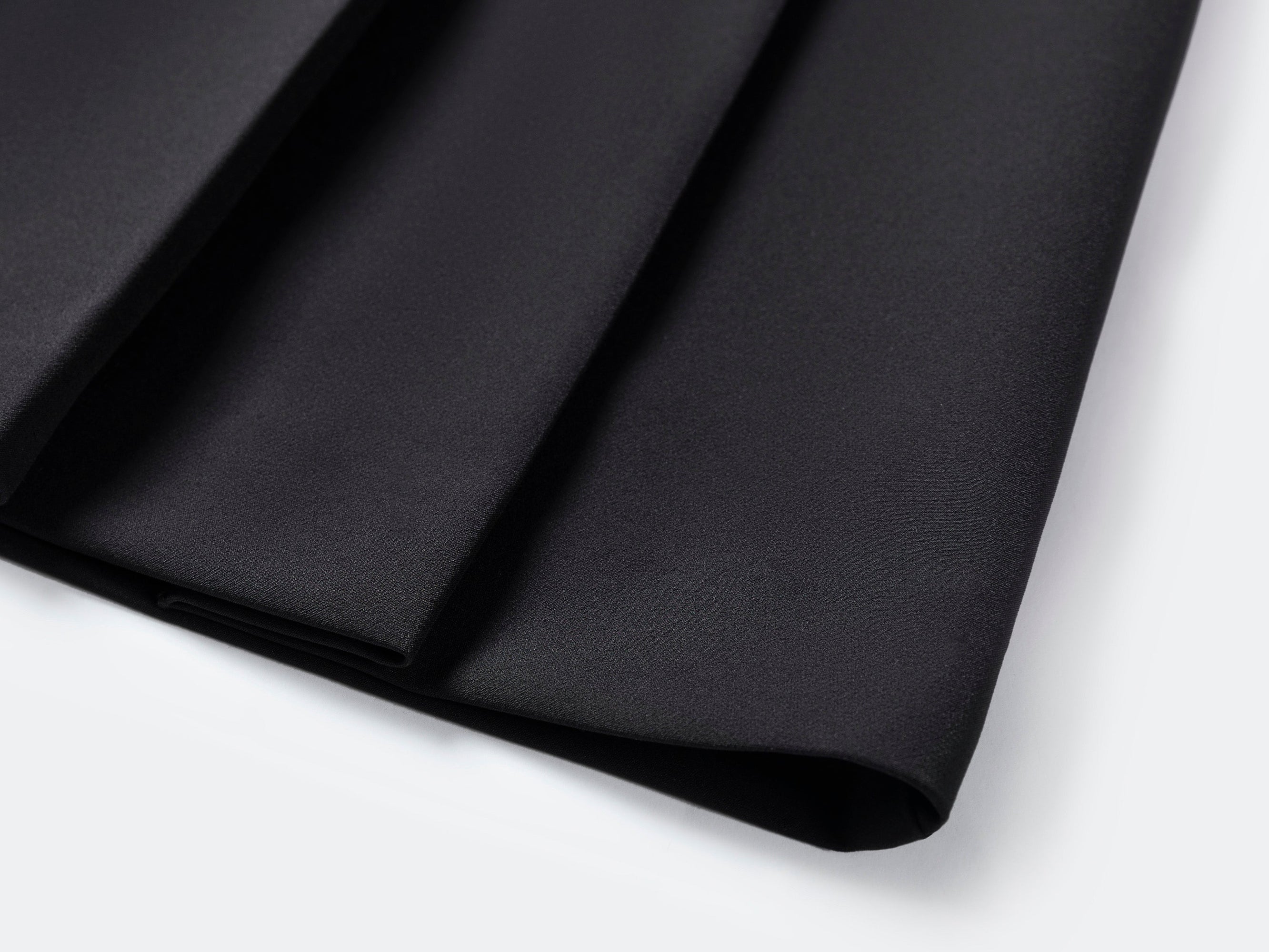 A-Shaped Pleated Mimiskirt | Black