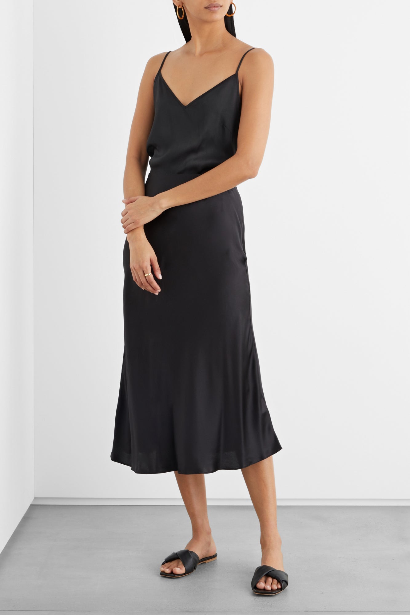 Women | Iris & Ink | Sleeveless Top | Black