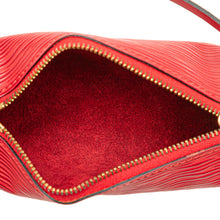 Louis Vuitton | Pre-Owned Epi Pochette Papillon - I | Red