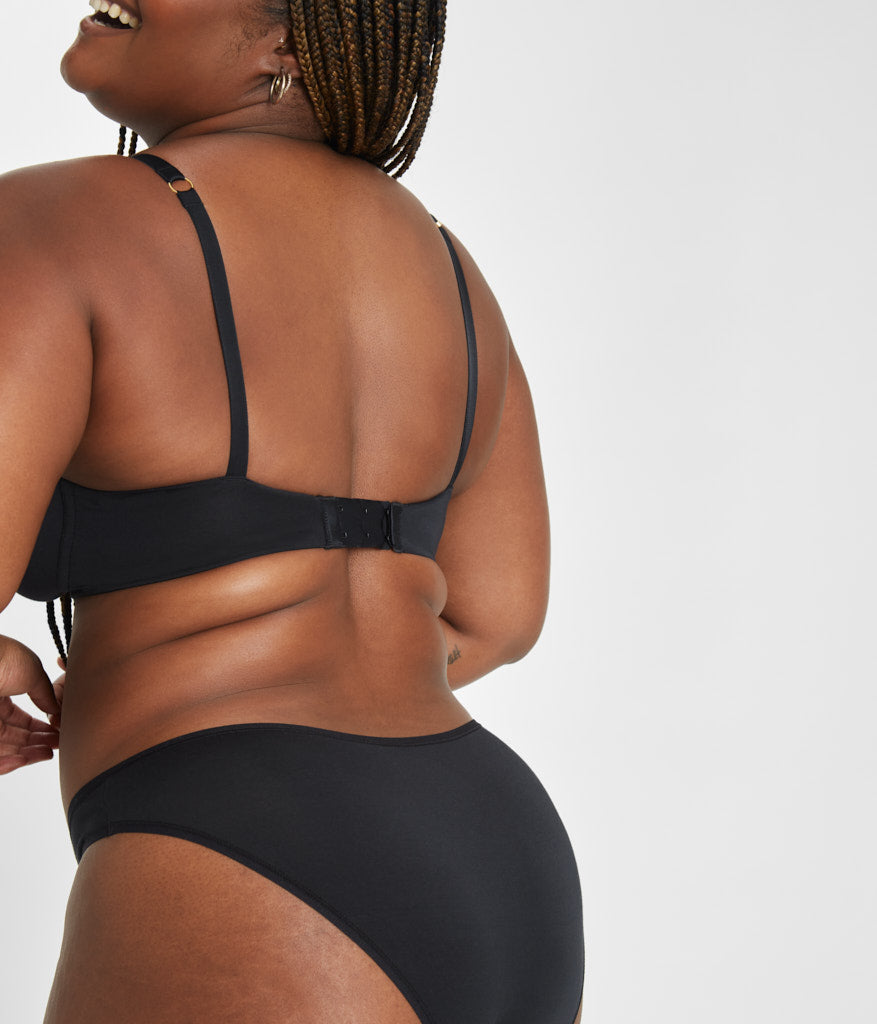 The All-Day Plunge No-Wire Bra | Jet Black