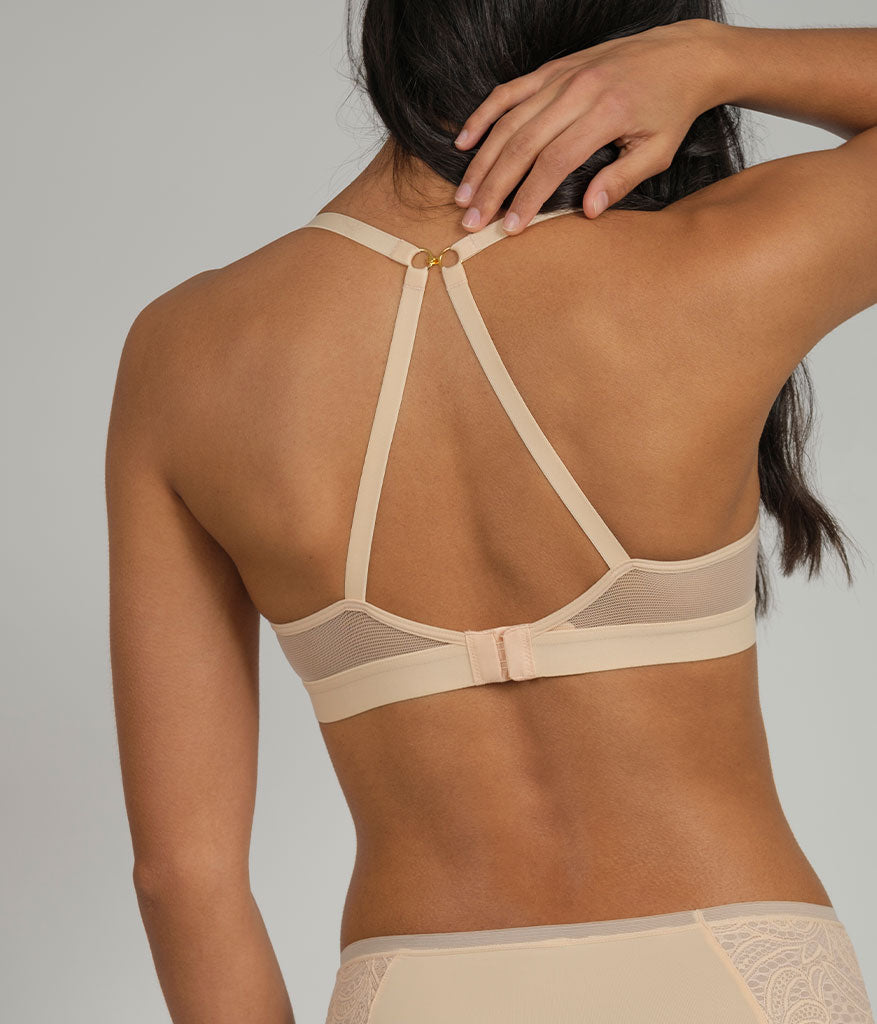 The Deep V No-Wire Push-Up | Toasted Almond
